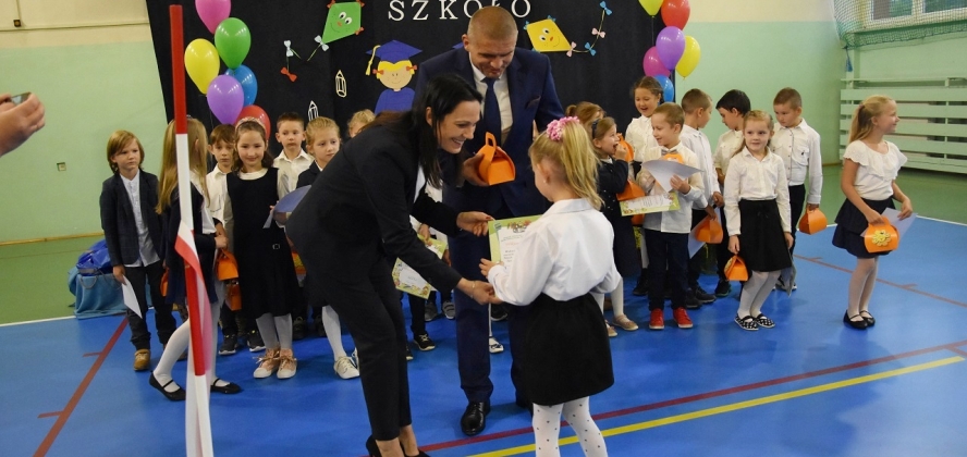 Inauguracja roku szkolnego - Zespół Szkolno - Przedszkolny w Cisownicy